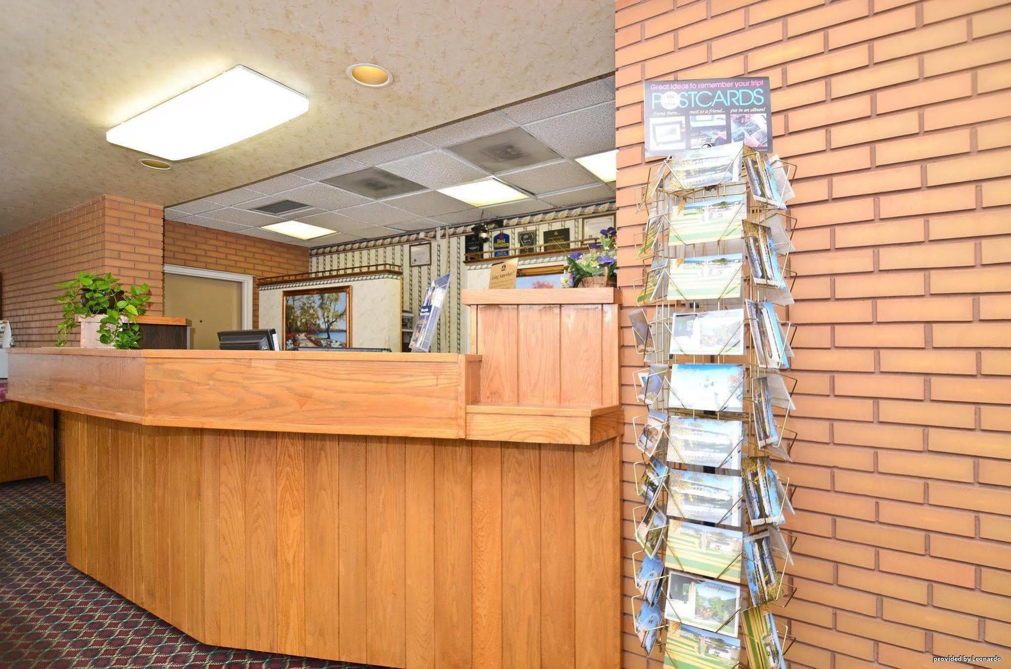 Days Inn By Wyndham Breezewood Exterior foto